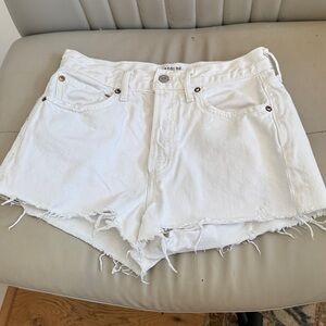 AGOLDE Parker White Vintage Cut Off Shorts